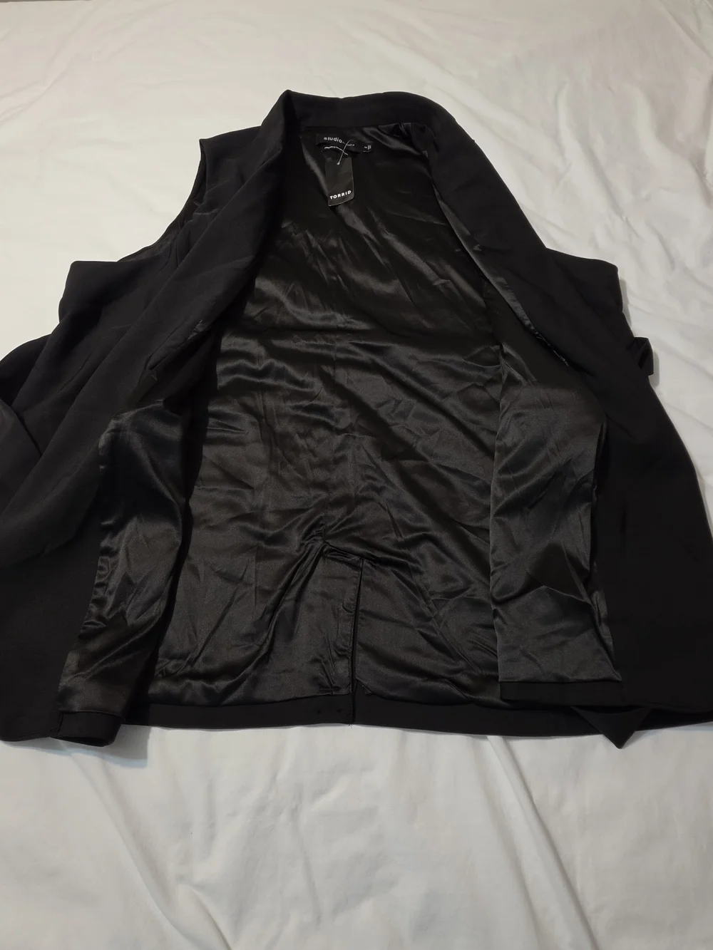 Torrid Studio Refined Crepe Longline Belted Blazer Vest
